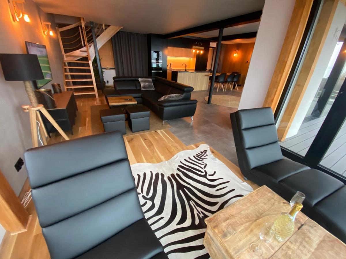Villa Rewa Cztery Pory Roku Extérieur photo